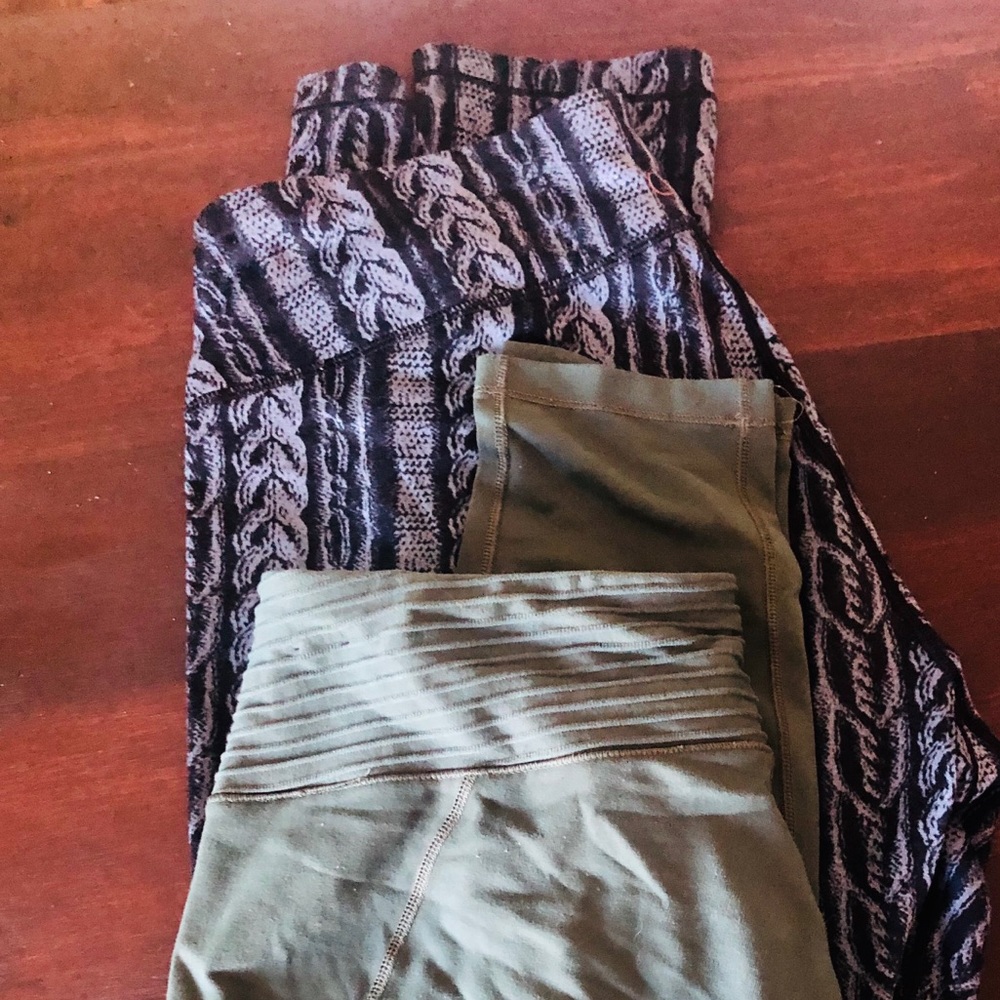 2 pairs of Calia leggings